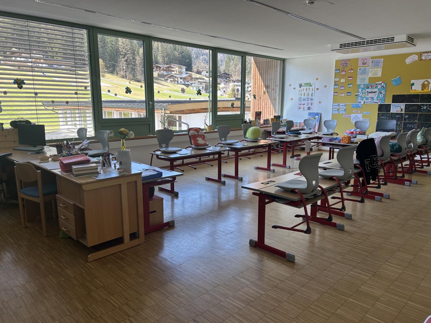 Klassenraum VS Waidring