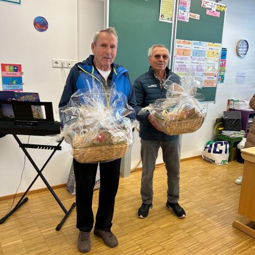 Ehrung für die Krippenbaumeister Franz und Hans Foto 2