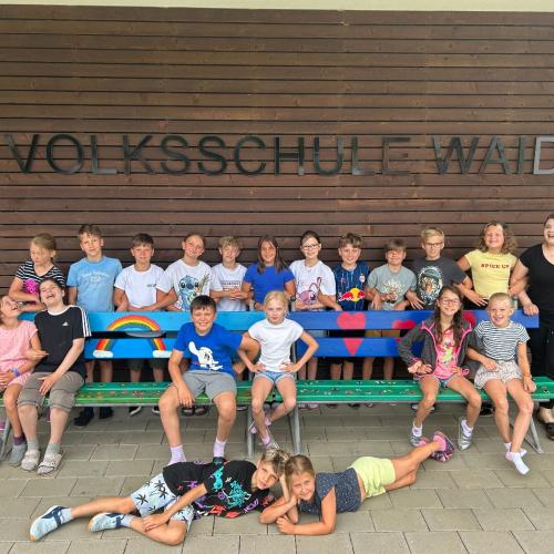 Freundschaftsbank 4. Klasse - Bild 1