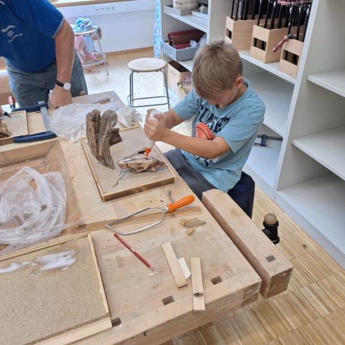 eine Krippe entsteht Bild 1